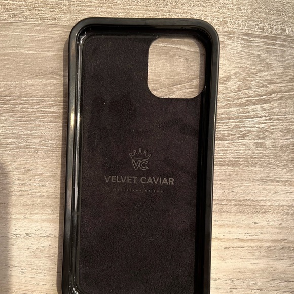 Velvet Caviar iPhone 11 Pro Phone case - Picture 3 of 4